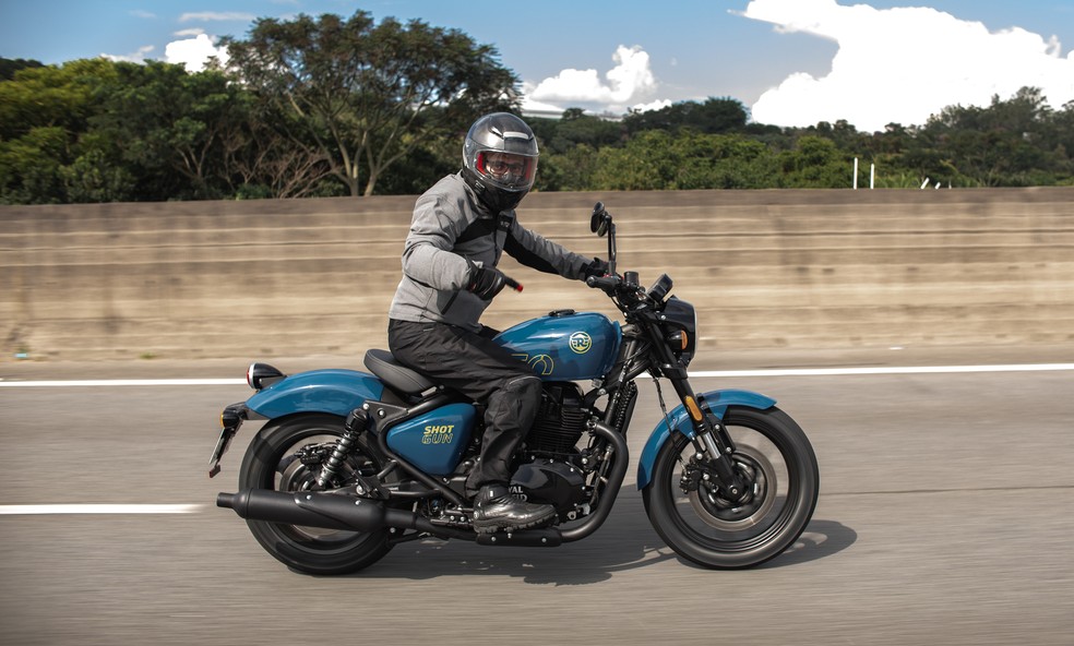 O g1 testou a Shotgun 650 e ela é bem mais ágil que a Super Meteor — Foto: Divulgação | Royal Enfield