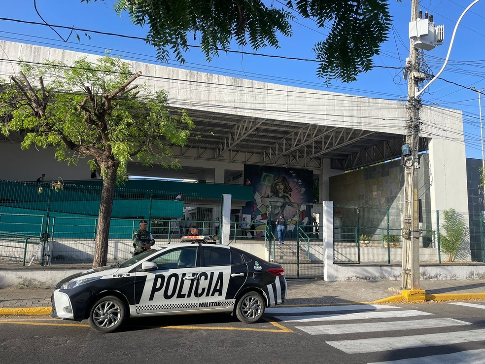 Equipes de segurança farão monitoramento na escola durante entrada e saída de aluno e durante intervalo. — Foto: Mateus Ferreira/ SVM
