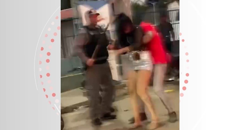 VÍDEO: mulher é agredida por policial militar com paulada e puxões de cabelo durante festa junina em AL