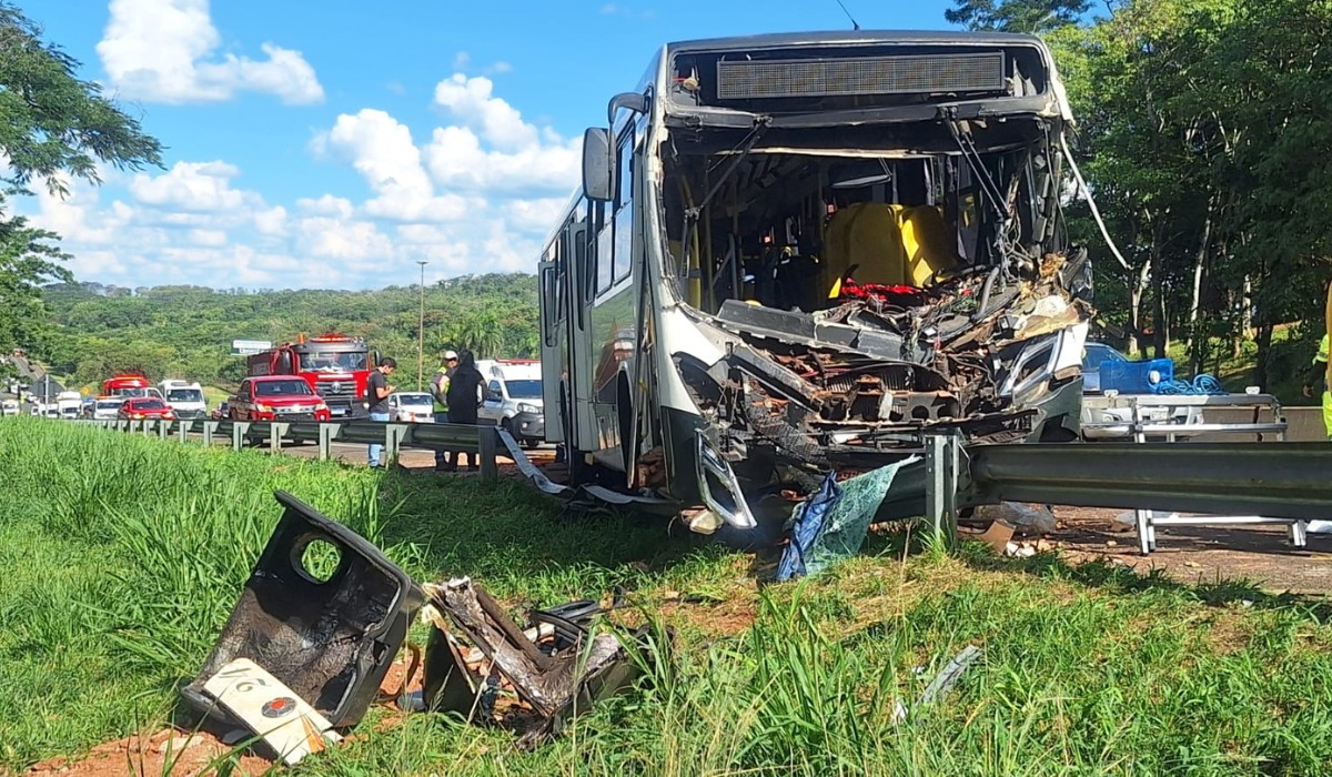 Vítimas de acidente na Rodovia Raposo Tavares recebem alta hospitalar