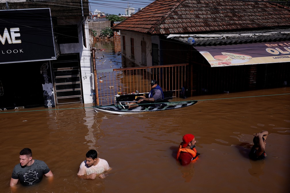 5 de maio - Cidade de Canoas foi duramente afetada pelas enchentes no RS — Foto: Amanda Perobelli/Reuters