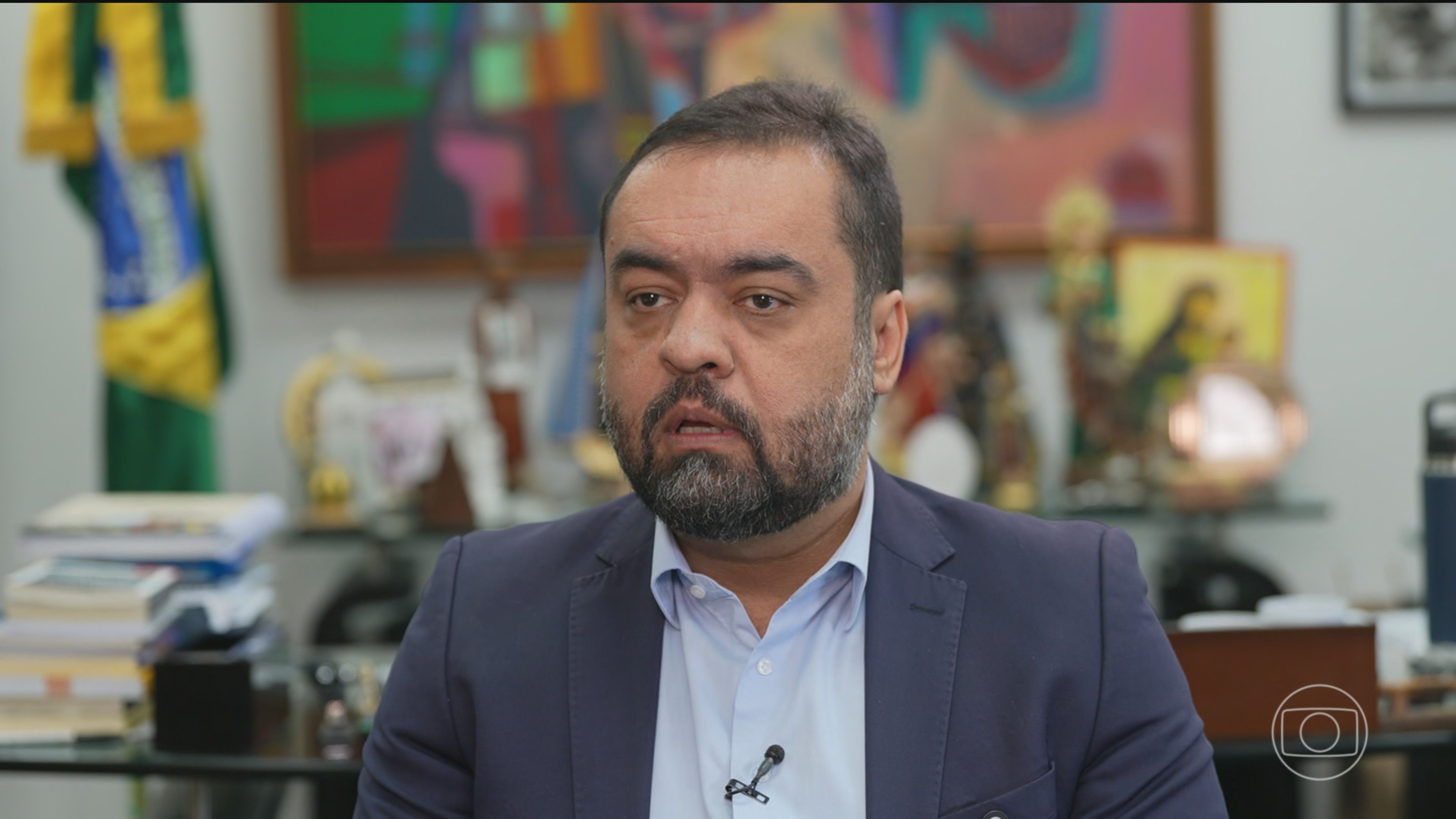 Polícia Federal afirma que o ex-governador do RJ Cláudio Castro usou a máquina do estado para facilitar crimes da refinaria Refit