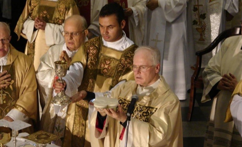 Arcebispo Metropolitano celebra Missa do Cadáver em Sorocaba