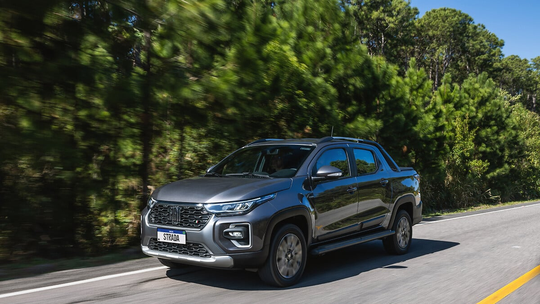 Fiat Strada é o veículo novo mais vendido do Brasil, mas VW Polo encosta na liderança; veja a lista - Segundo dados da Fenabrave, a picape emplacou 87.424 mil unidades nos primeiros oito meses de 2025. Ela está no primeiro lugar do pódio desde 2021.