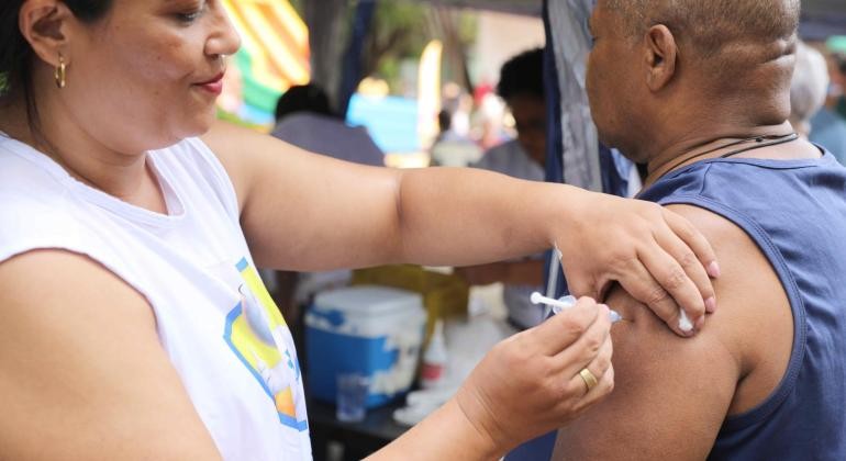 Com mais de meio milhão de doses em estoque, prefeitura de BH prorroga campanha de vacinação contra a gripe