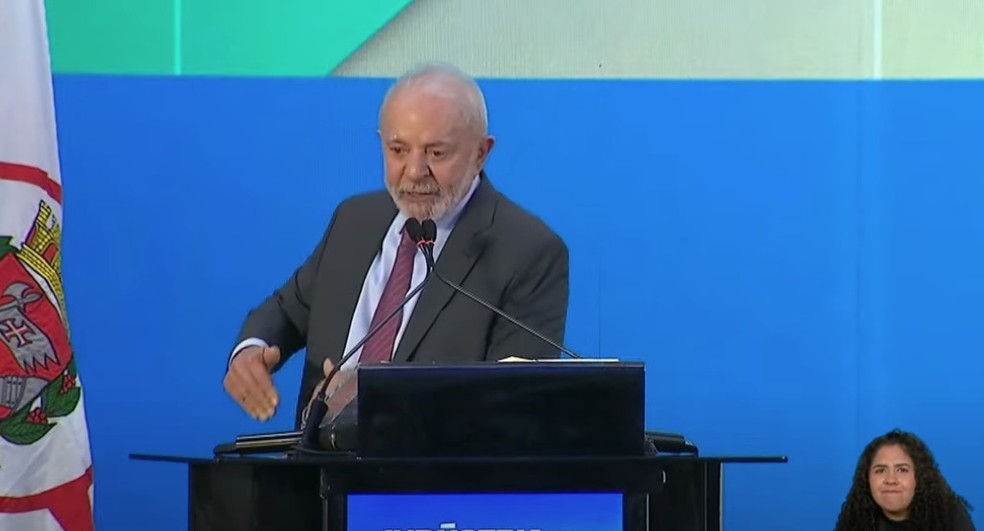 O presidente Lula durante discurso em evento com setor da construção civil em São Paulo — Foto: Reprodução/Canal Gov