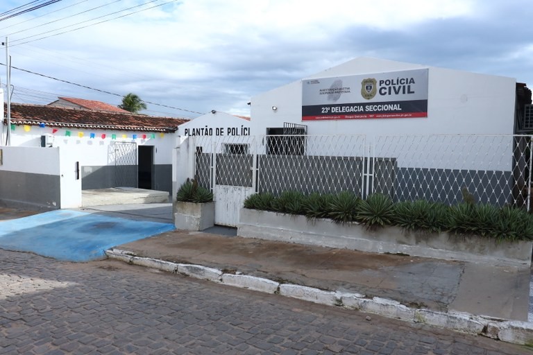 Homem é preso em flagrante suspeito de sequestrar e manter ex-mulher em cárcere privado, na PB