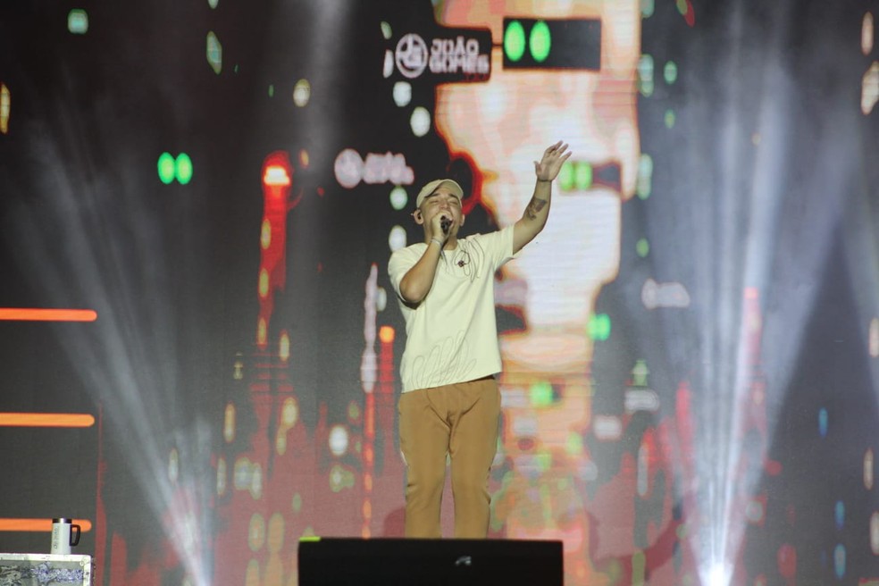 João Gomes no Festival Virada Salvador — Foto: Vagner Souza/Ag. Picnews