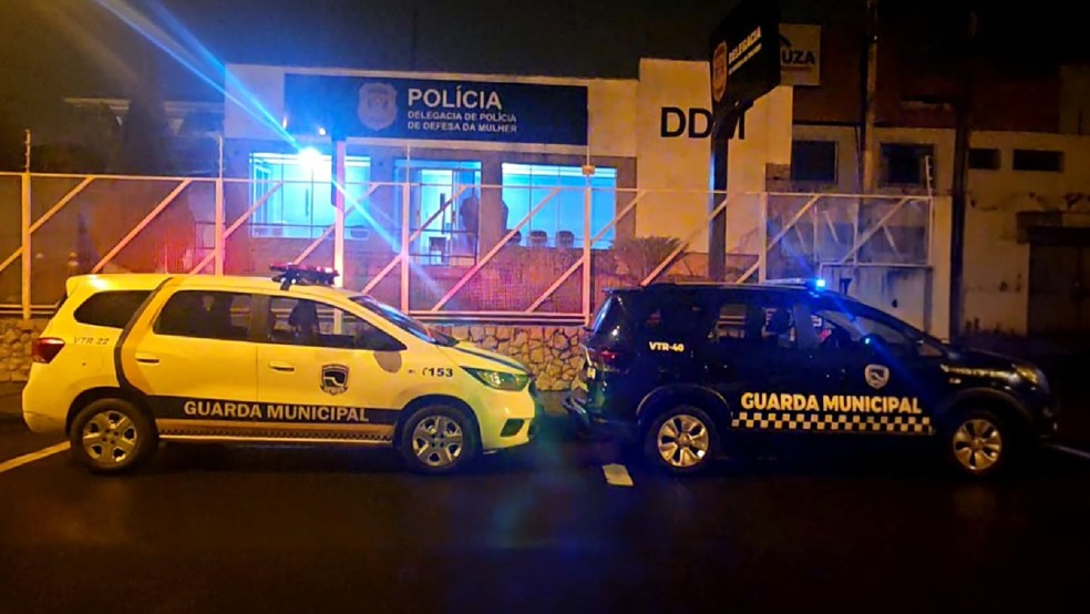 3 de 4
Ocorr&ecirc;ncias foram encaminhadas &agrave; Delegacia de Defesa da Mulher (DDM) de Botucatu (SP) &mdash; Foto: GCM