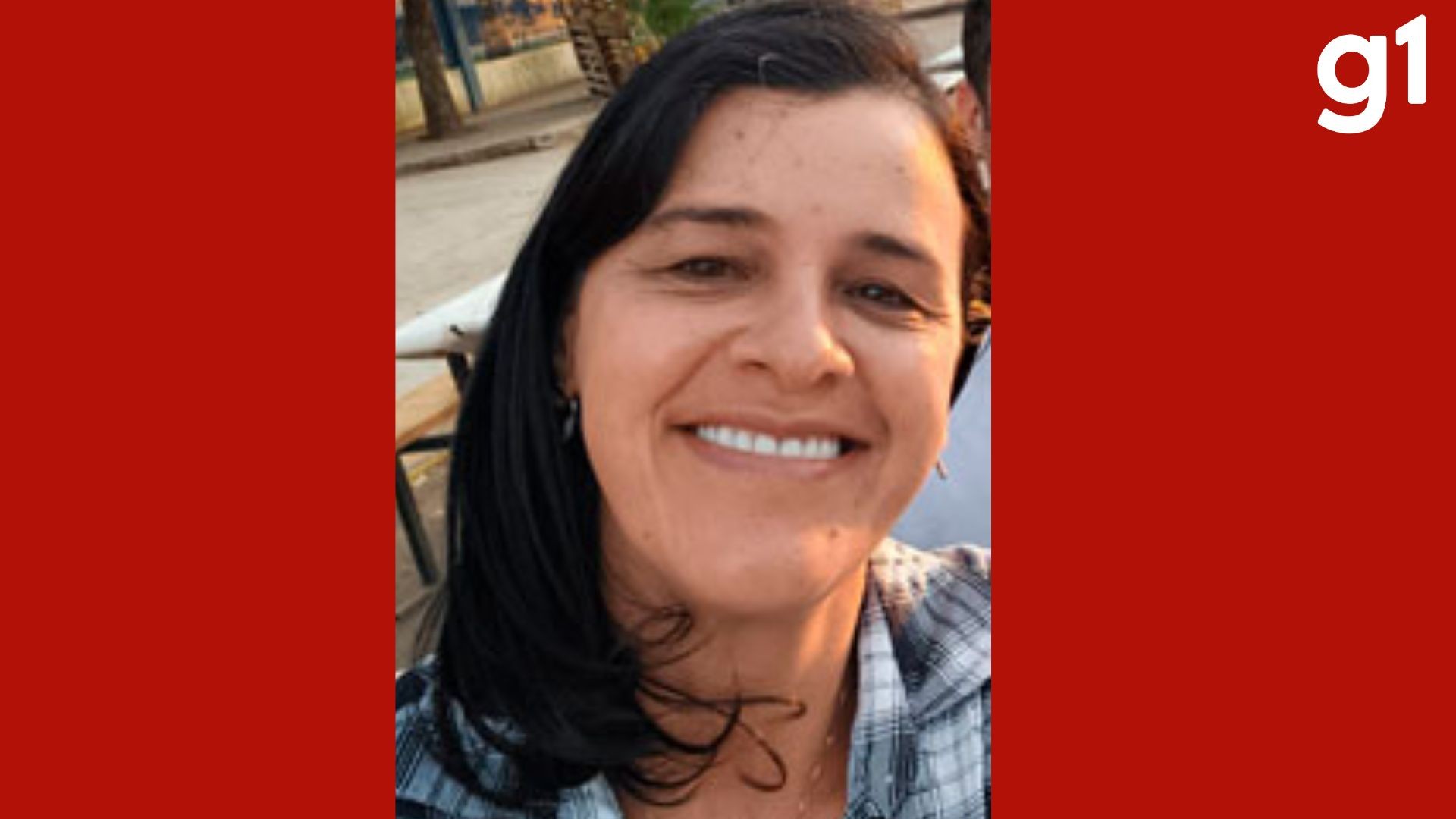 Mãe capota carro e morre após deixar filha em ponto de ônibus em MT