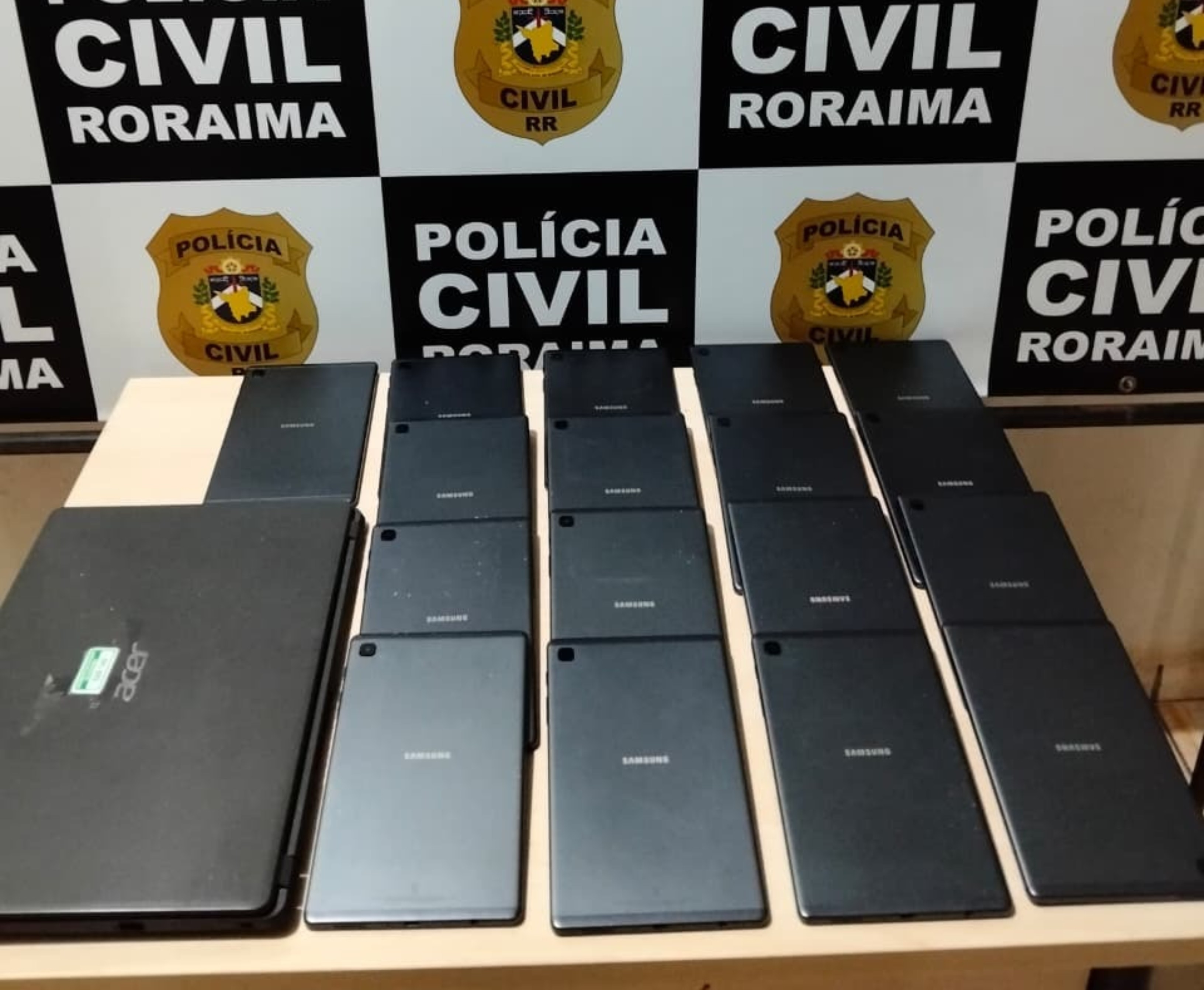 Suspeitos de furtar tablets e notebook de escola pública são presos e um adolescente é apreendido no Sul de RR