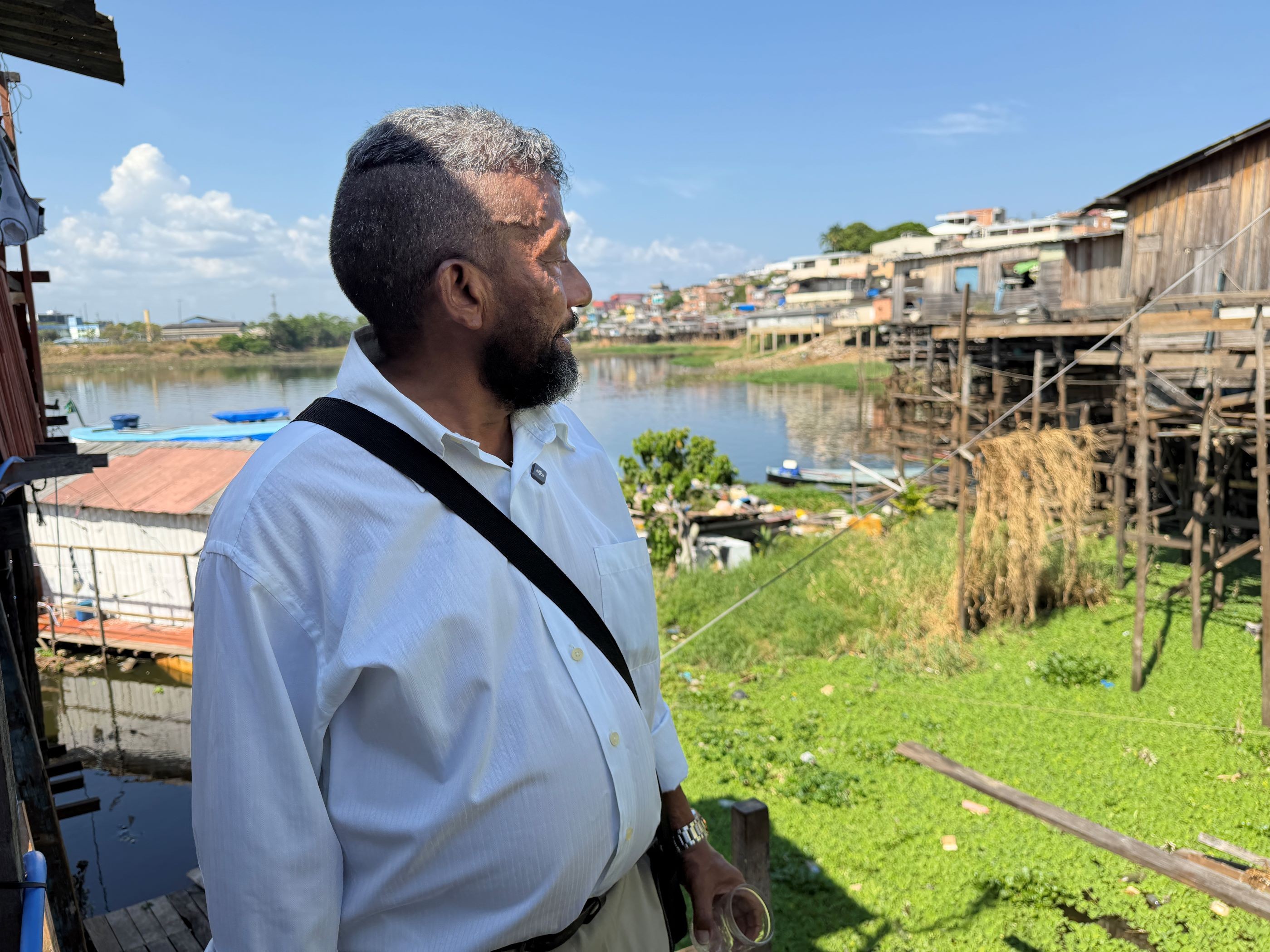 Gil Eanes, morador do Educandos — Foto: Divulgação/Águas de Manaus