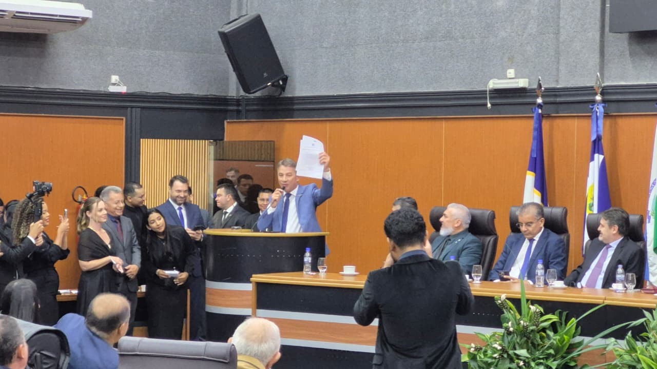 Antonio Denarium renuncia ao governo de Roraima para concorrer ao Senado