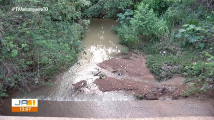 Moradores reclamam de vazamento e odor de esgoto no Setor União Sul