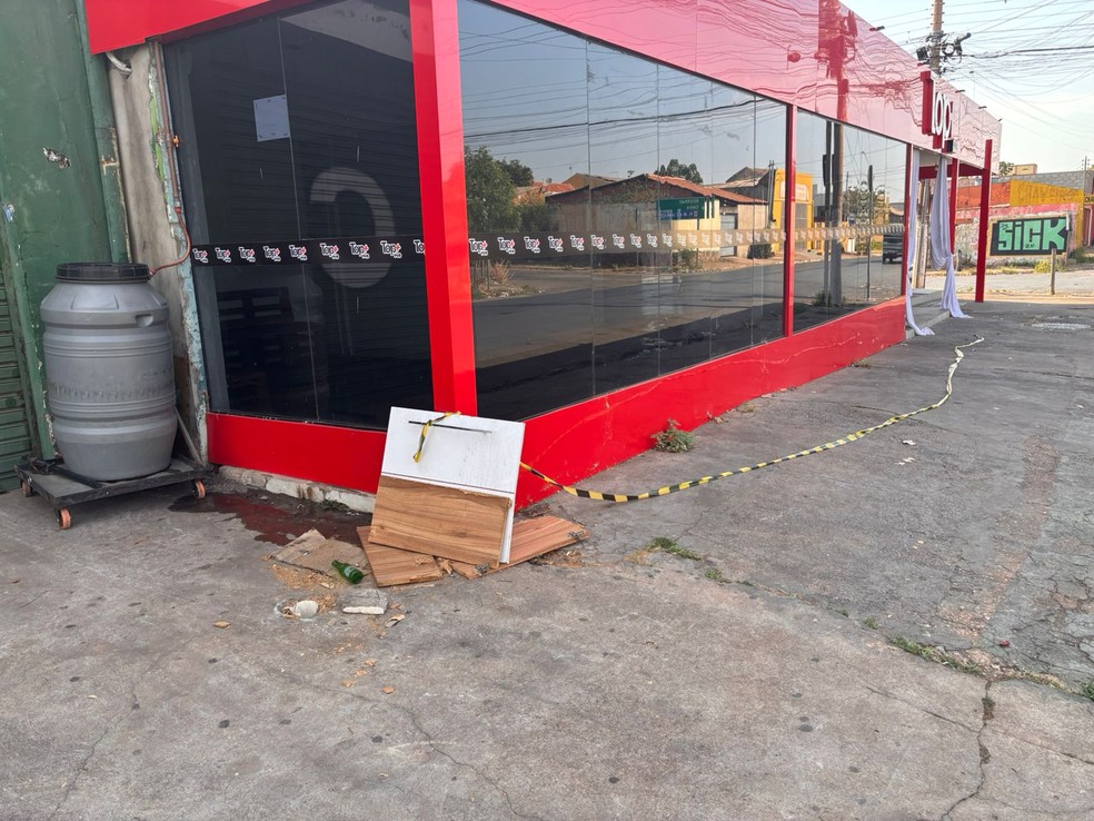 Casa de shows onde ocorreu incêndio em Cuiabá — Foto: Renato Silva/TVCA