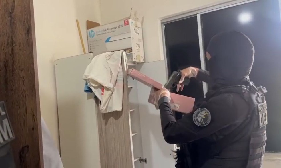 Ex-policial militar é preso suspeito de homicídio na RMS — Foto: Ascom/PC