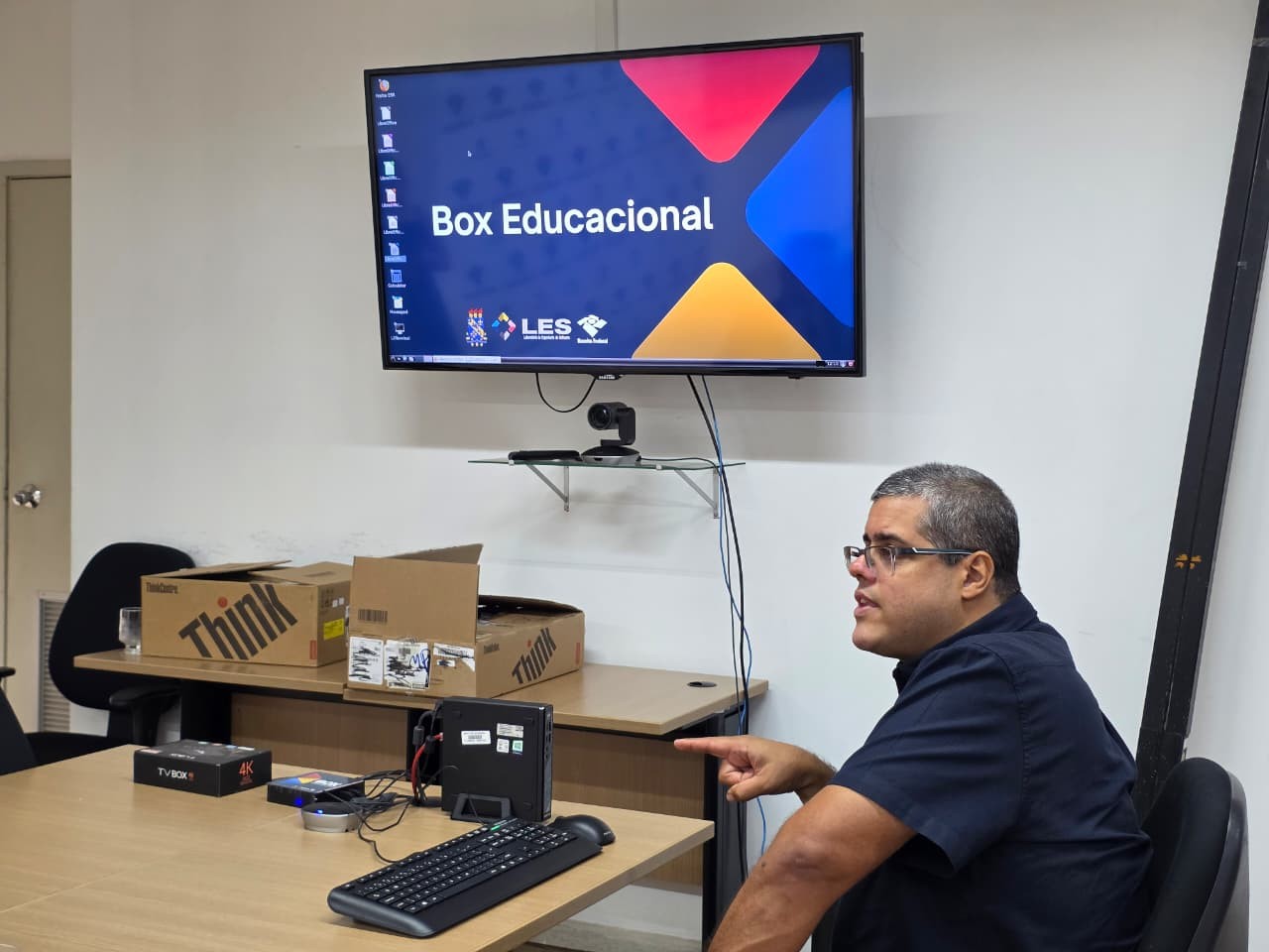 Projeto da Uespi transforma TV boxes apreendidas pela Receita Federal em computadores para inclusão digital