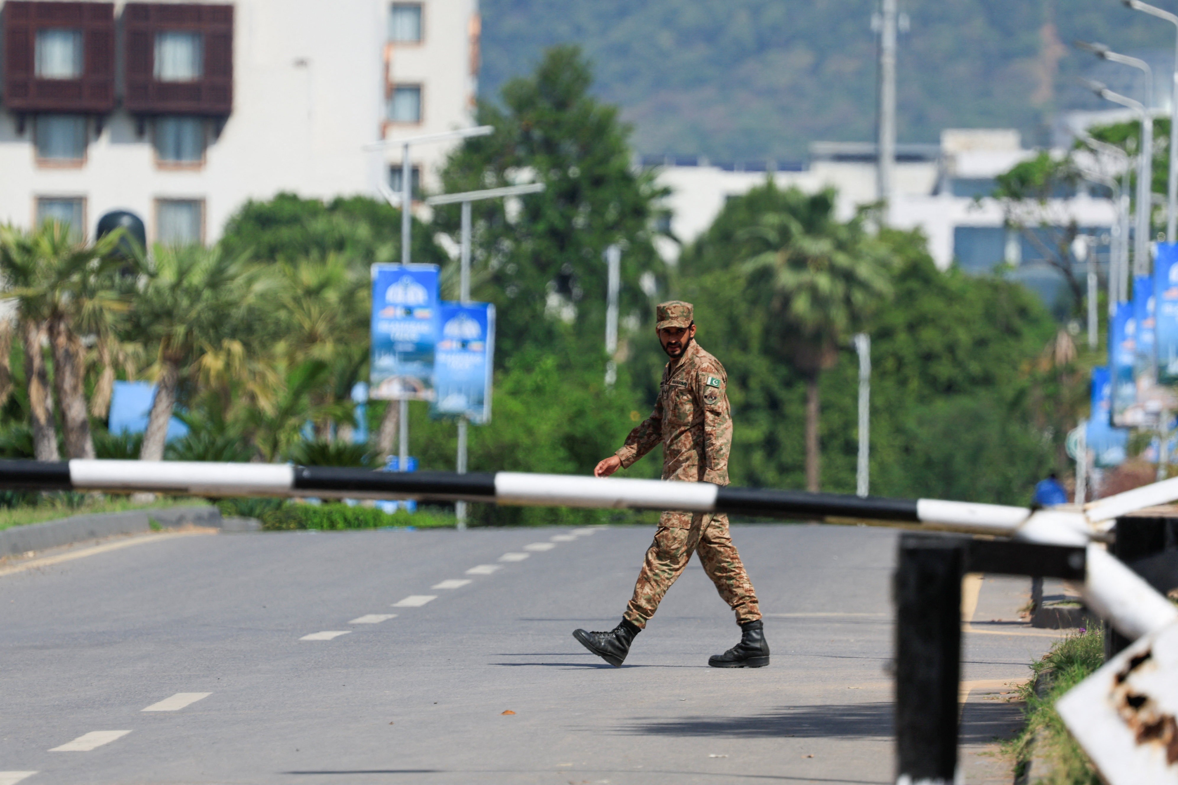 Irã fala em usar 'novas cartas' se guerra for retomada; delegação iraniana ainda não partiu para o Paquistão