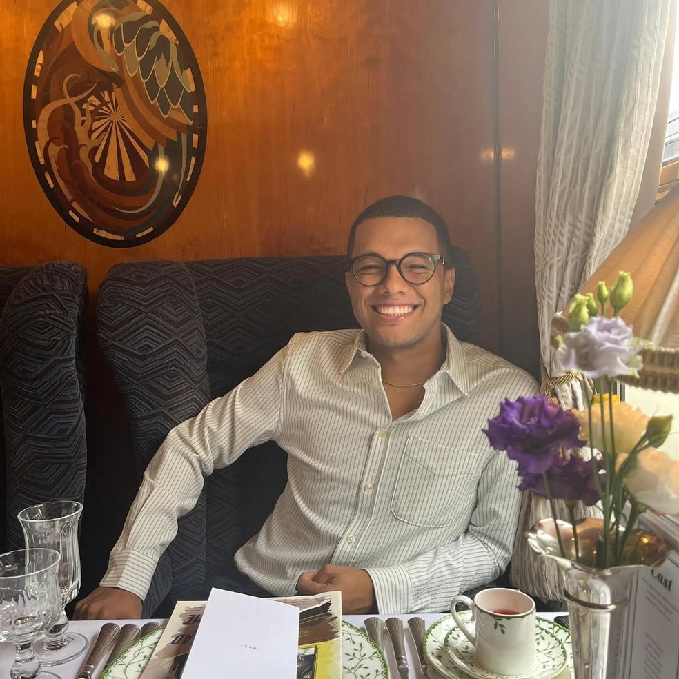 Nicolas Rafael Garcia, jovem que traduziu para português a carta lida por Lady Gaga durante show em Copacabana — Foto: Reprodução/Instagram