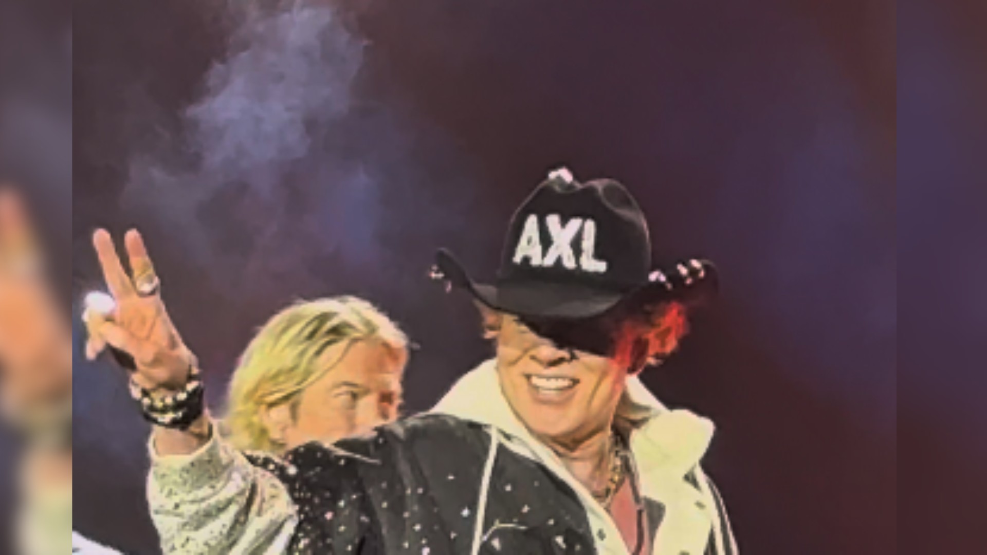 Fã joga chapéu no palco e Axl Rose usa durante show inédito do Guns N' Roses em Rio Preto: 'Sensação de ter zerado a vida' 