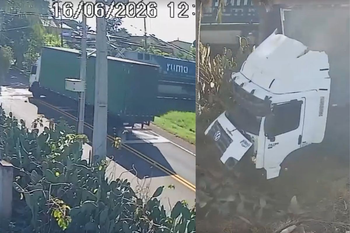 Batida entre caminhão e trem faz motorista ser arremessado para fora de cabine, no PR