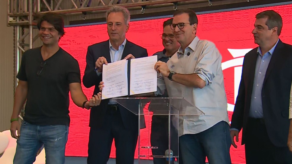 Flamengo e prefeitura assinam termo de compromisso para construção de novo estádio — Foto: Reprodução/TV Globo