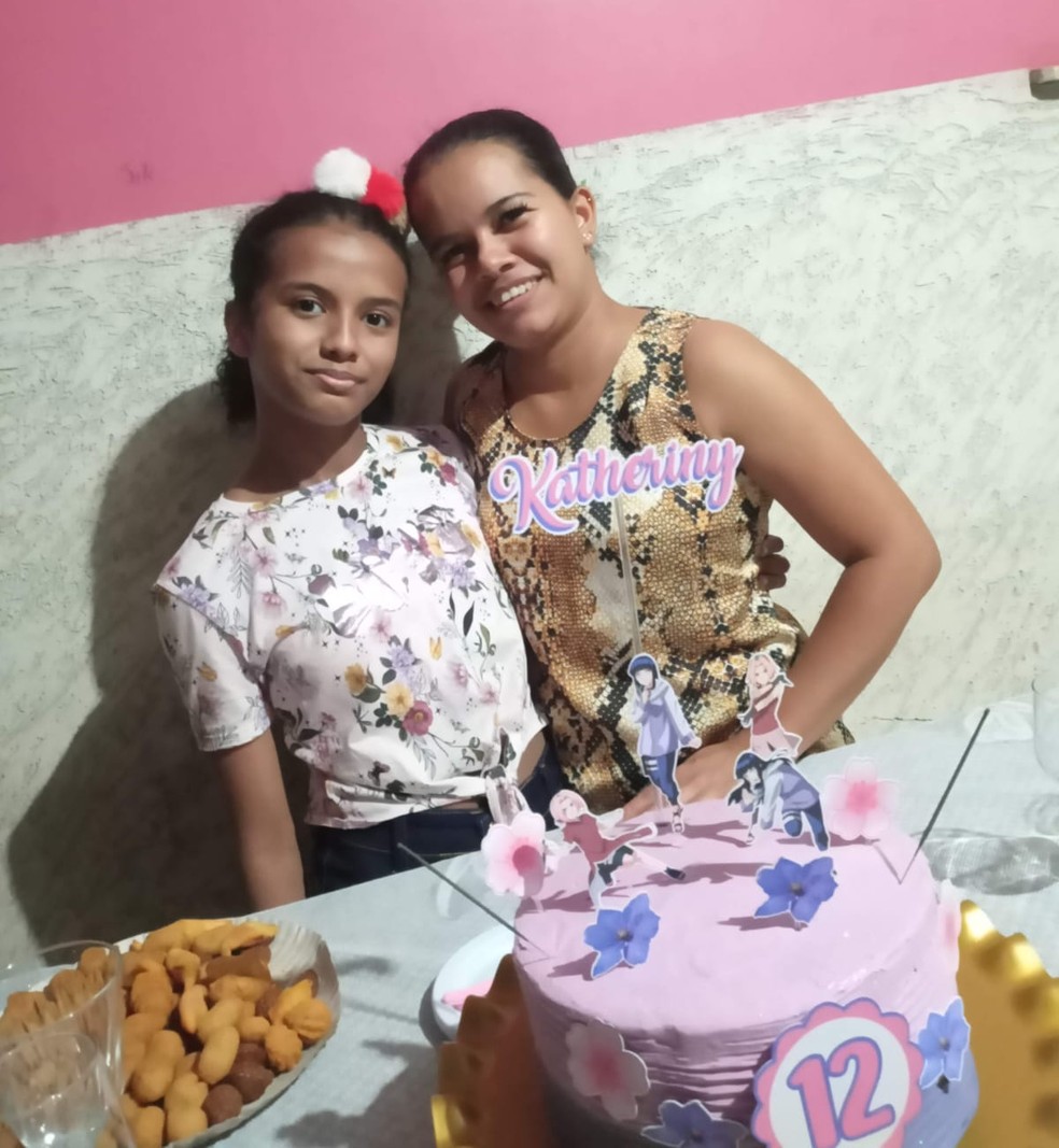 Ketilly Soares morava com a mãe e filha Katheriny antes de ir morar com o suspeito — Foto: Arquivo pessoal