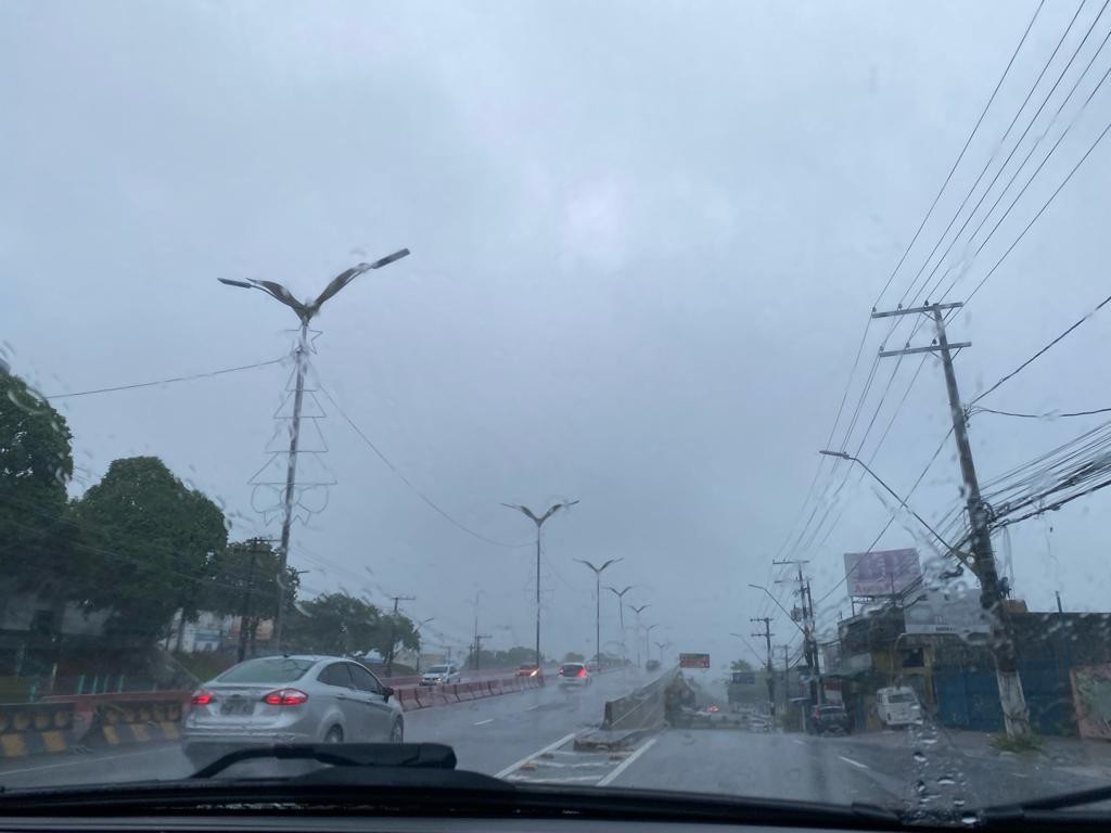 Manaus registra três ocorrências de chuva na tarde desta sexta