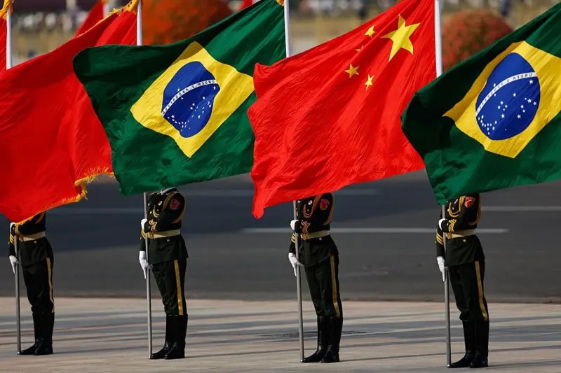 'Efeito China': aproximação com o gigante asiático pode enfraquecer a indústria no Brasil?