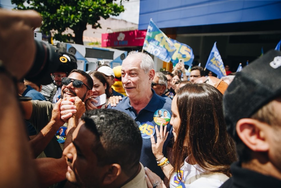 Ciro Gomes propõe medidas para reduzir as filas por procedimentos de saúde — Foto: Ismael Soares/SVM