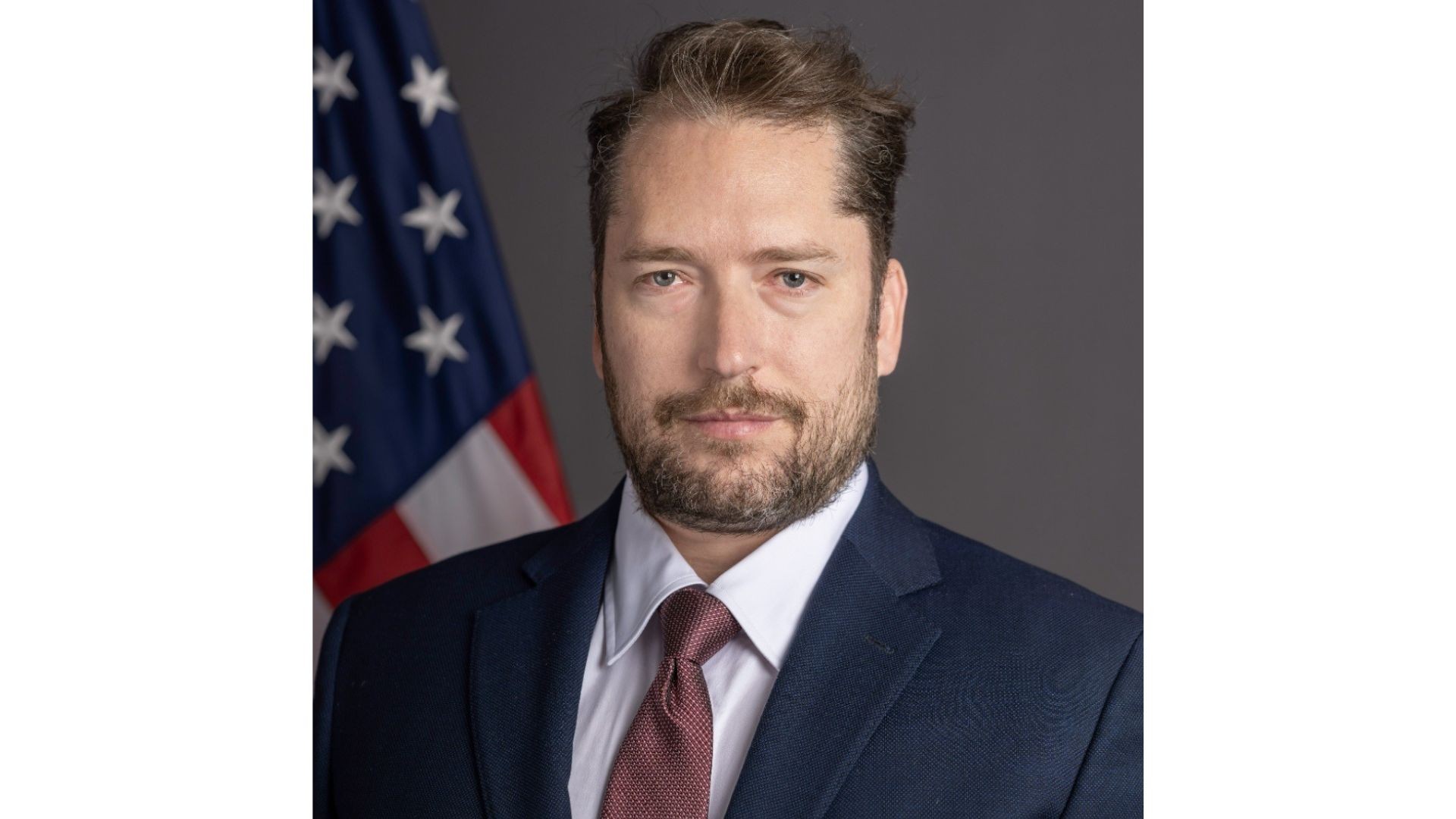 Governo Trump nomeia autoridade de extrema direita como assessor de políticas direcionadas ao Brasil, diz agência