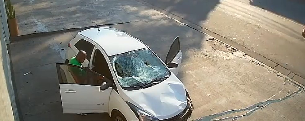 Homem atropela jovens na Zona Norte de SP — Foto: Reproduo/ TV Globo