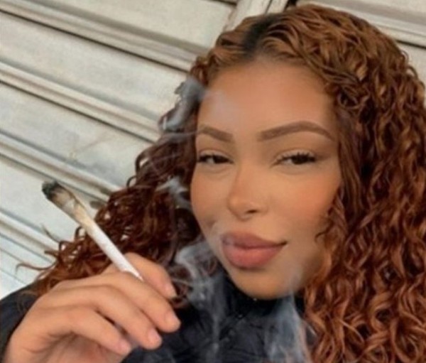 Penélope, conhecida pelos apelidos “Japinha” e “musa do crime”, foi uma das mortas na operação — Foto: Reprodução