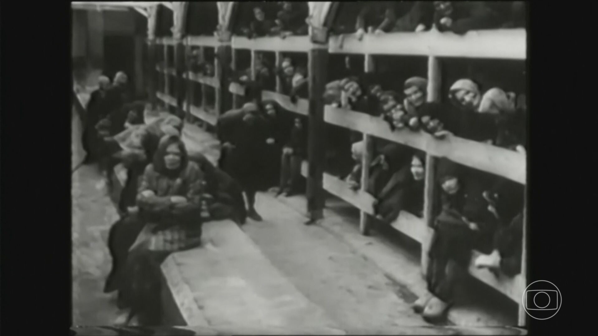 Contas ligadas ao nazismo na Segunda Guerra são descobertas no Credit Suisse, diz senador dos EUA