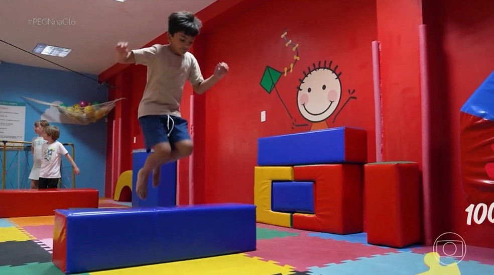 Marcelo e Karina Lessa são os empreendedores por trás da academia infantil — Foto: Globo/ Reprodução