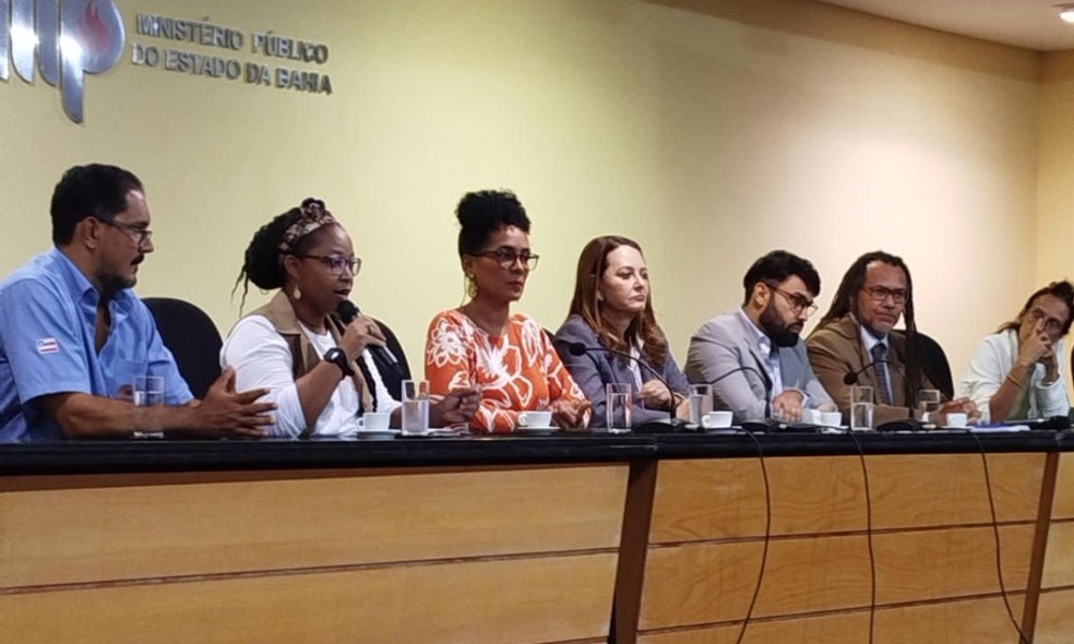 Arqueólogos encontram primeiras ossadas no cemitério de escravizados em Salvador — Foto: Flávia Maciel