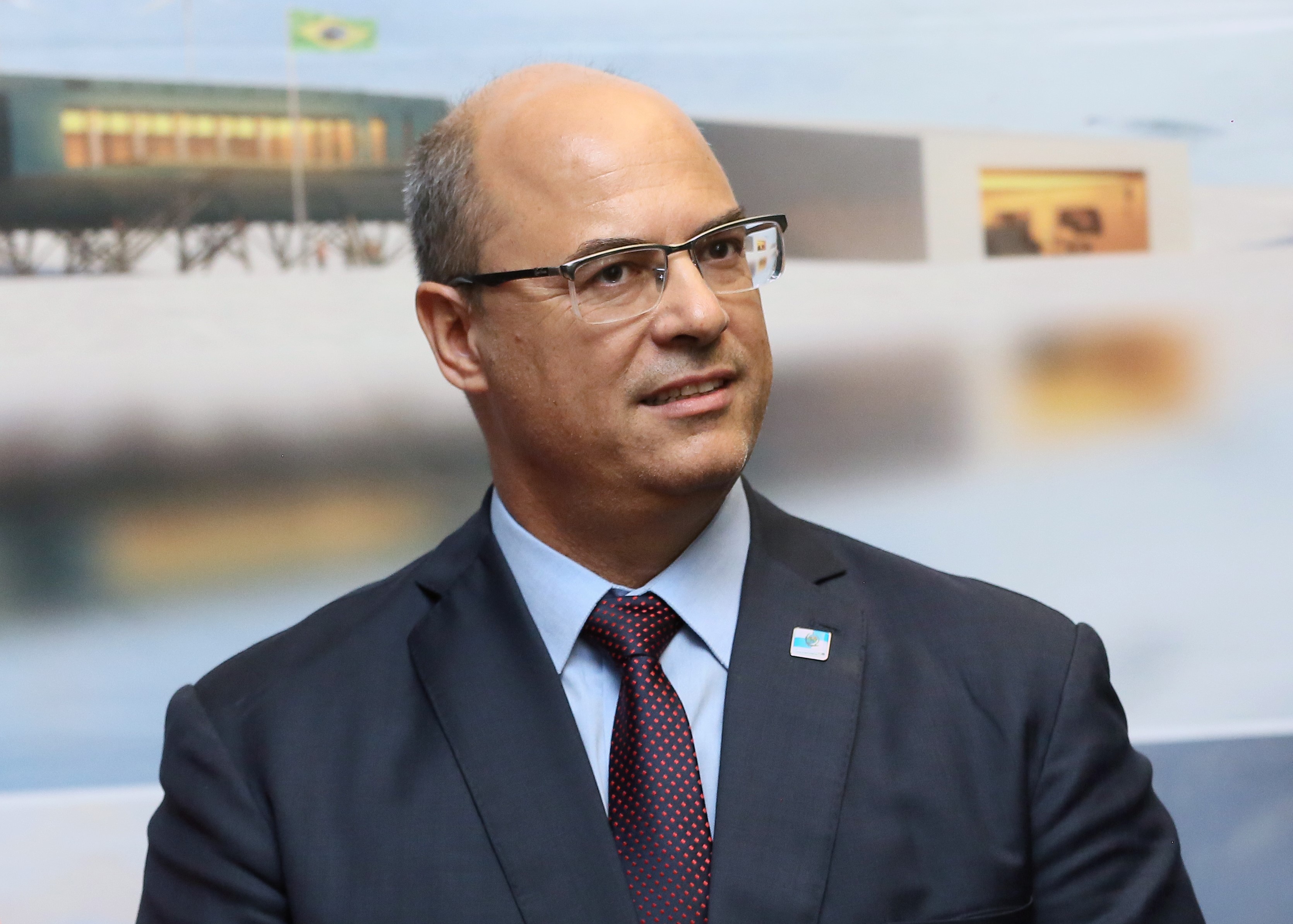 Witzel desiste de pré-candidatura ao governo do RJ e anuncia apoio a Garotinho