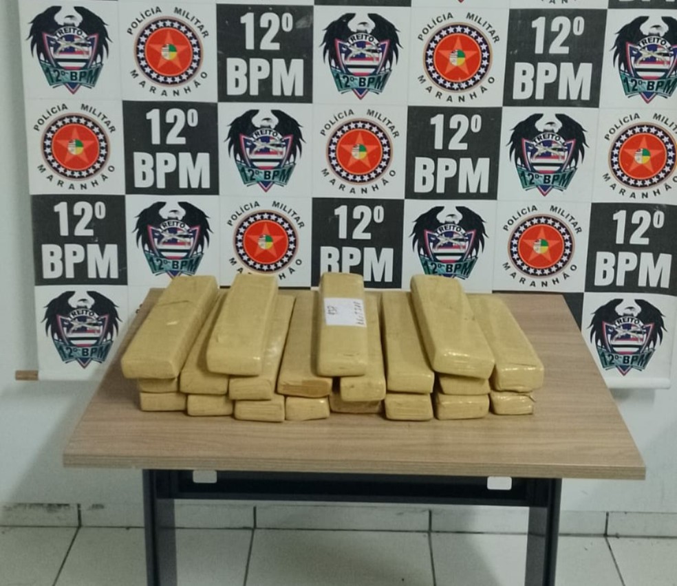 Adolescente se negou a falar o destino da droga — Foto: Divulgação/Polícia Militar do Maranhão