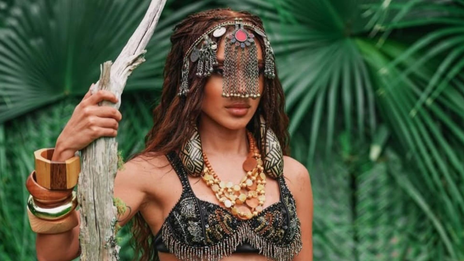 Anitta, Katy Perry e Alanis Morissette devem se apresentar na Copa do Mundo, diz jornal