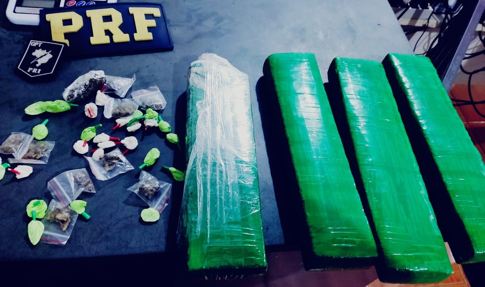 Drogas apreendidas durante ação da PRF — Foto: Polícia Rodoviária Federal/Divulgação