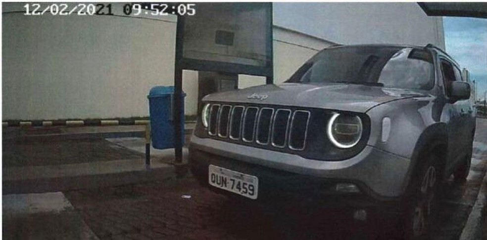 Veículo, que segundo a polícia, foi usado para levar até São Luís, os dois homens, sendo um ex-PM do RJ, para assassinar o empresário goiano — Foto: Reprodução