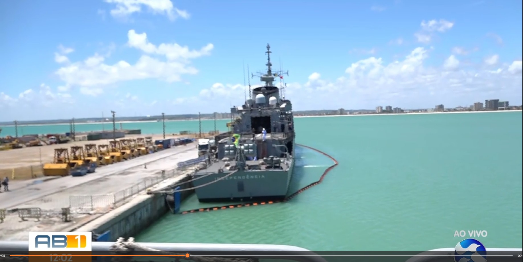 Navios de guerra da Marinha do Brasil estão abertos para visitação em Maceió