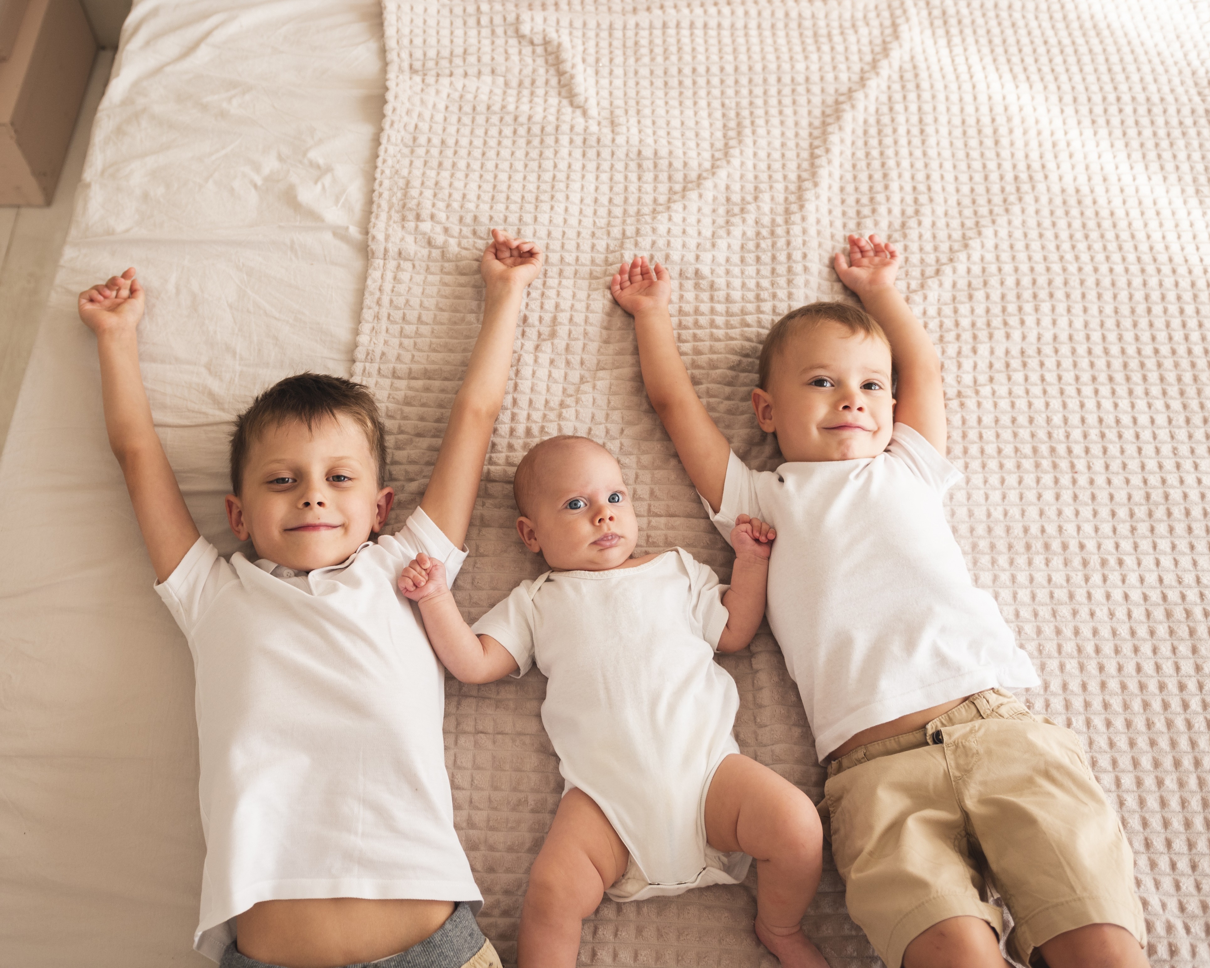Como ser filho mais velho, do meio ou mais novo molda sua personalidade