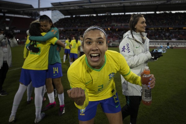 Expediente na UFRJ nos dias de jogos do Brasil na Copa do Mundo Feminina da  Fifa 2023 – Universidade Federal do Rio de Janeiro