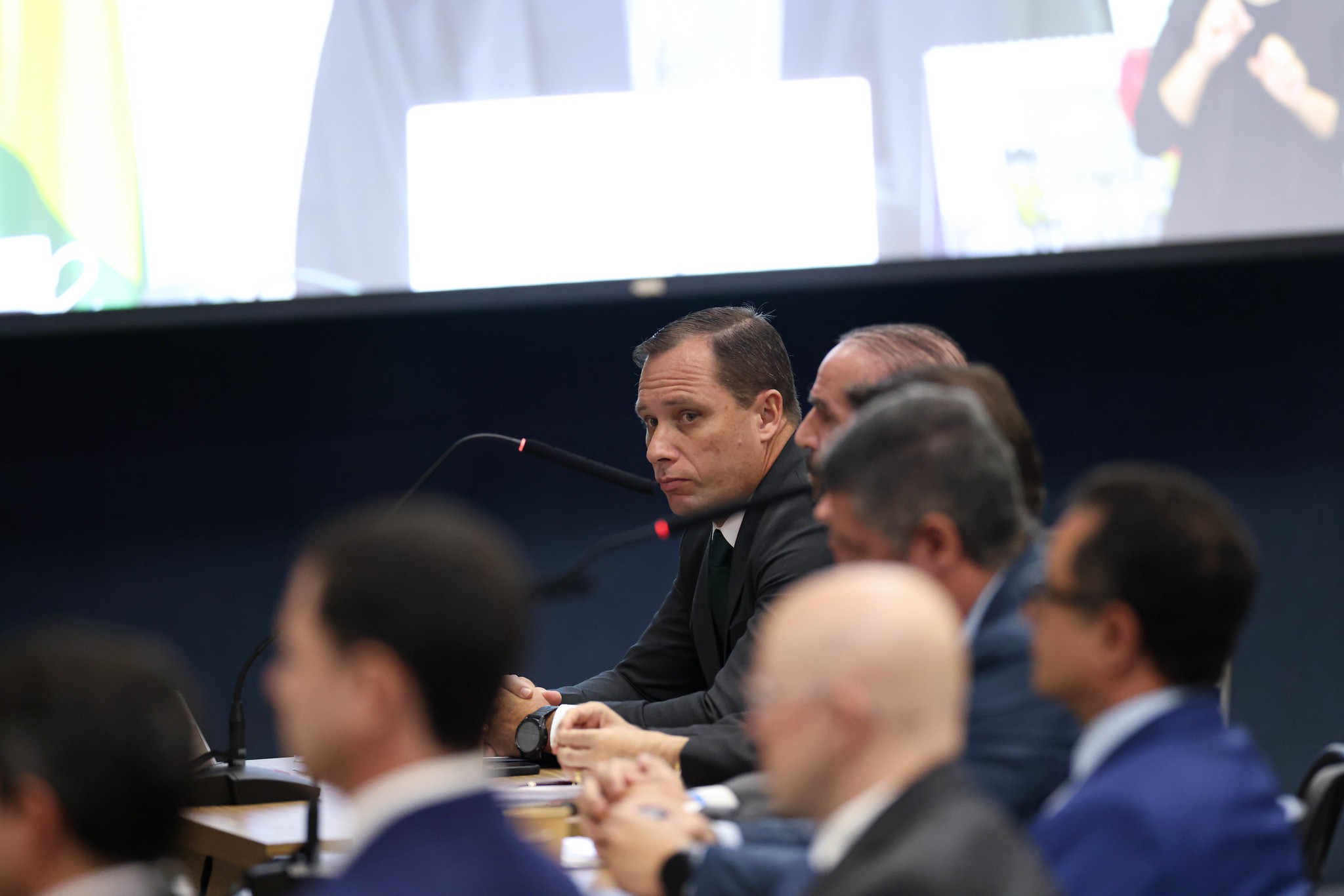 Mauro Cid e Braga Netto ficarão frente a frente no STF; veja perguntas e respostas sobre processo