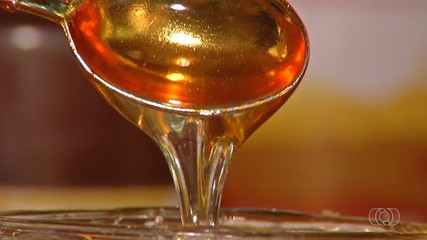 Amigas fabricam cosméticos a base de mel