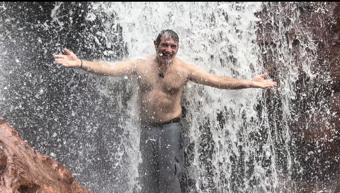 Cachoeiras do Tepequém voltam a ficar cheias com período chuvoso e atraem turistas