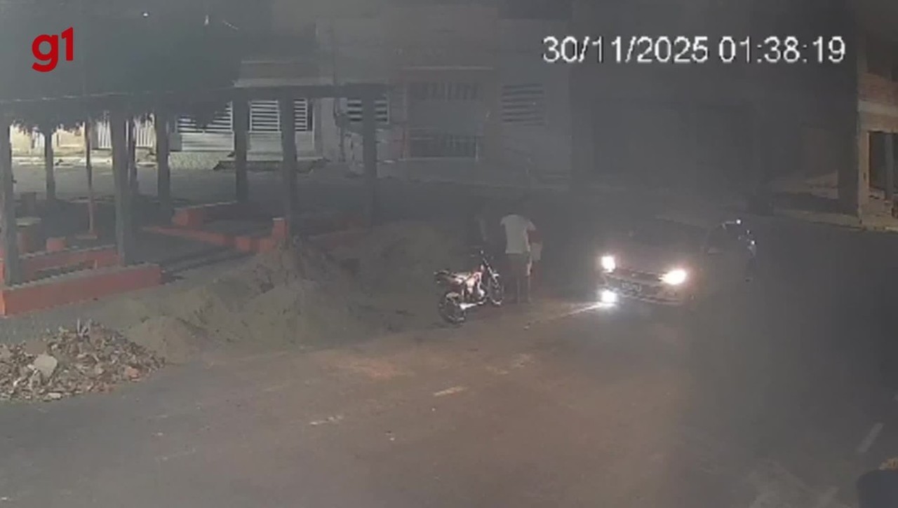 Vídeo mostra suspeito jogando carro contra ex em tentativa de feminicídio em AL