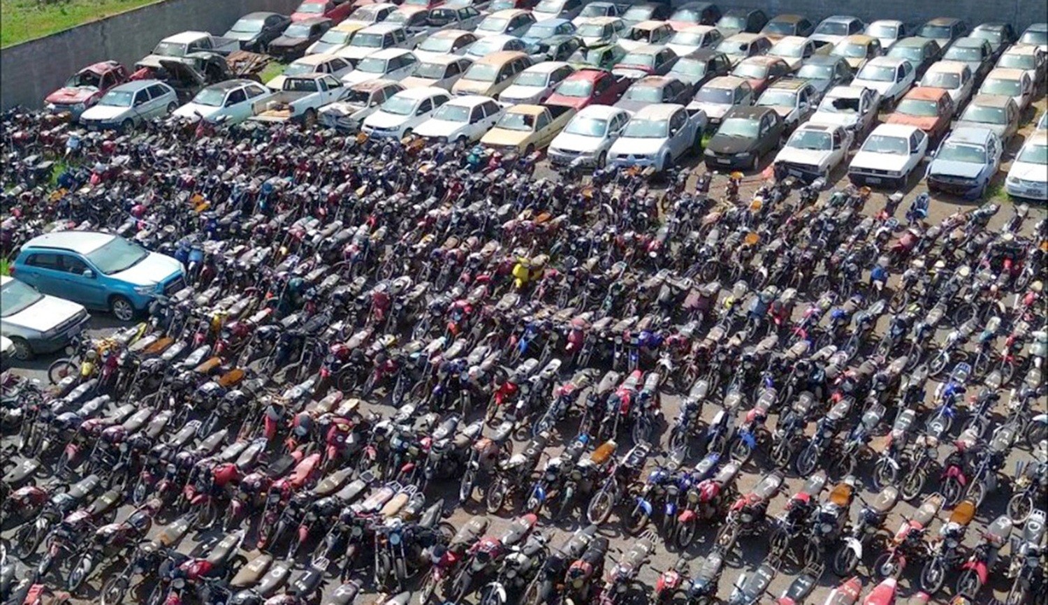 Detran notifica donos de 460 veículos apreendidos que podem ser leiloados; veja lista