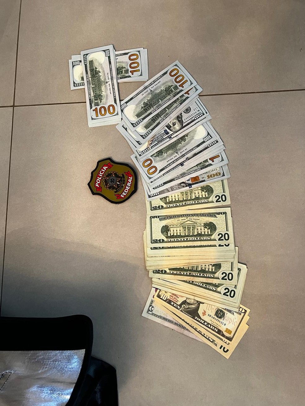 Material encontrado durante a operação — Foto: Polícia Federal